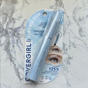 COVERGIRL Lash Blast Supercloud Mascara in 800 Super Black